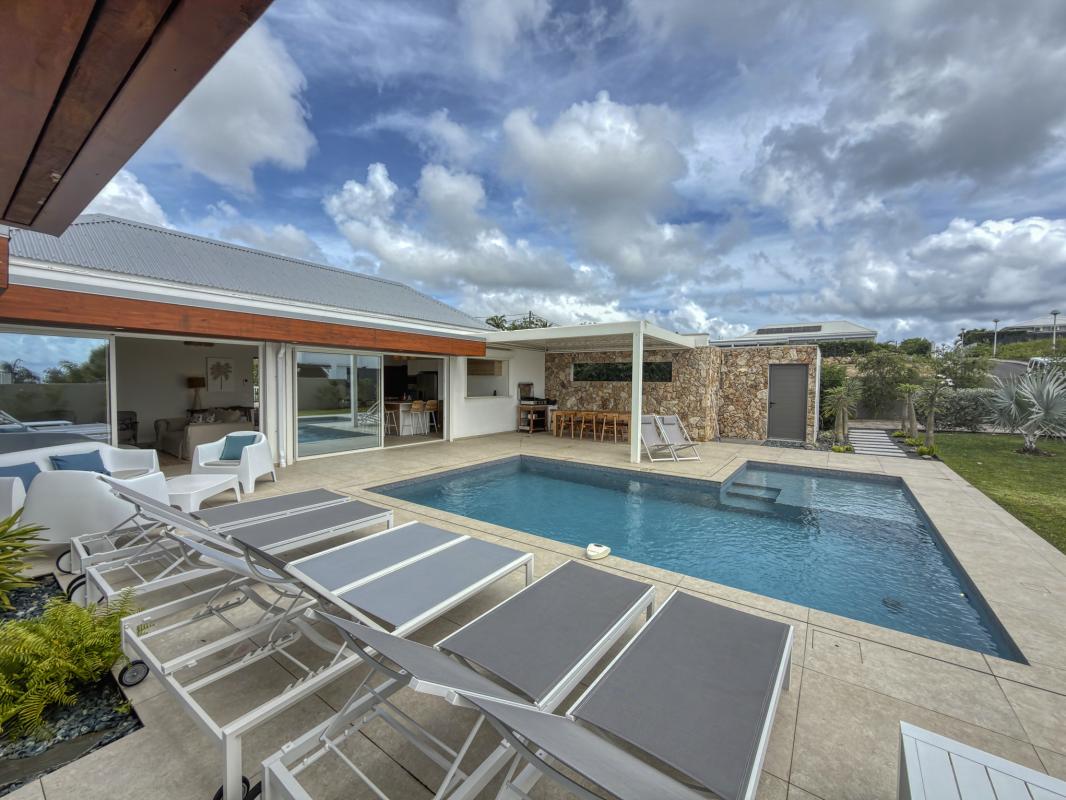 6.Location Villa piscine vue mer St François Guadeloupe_Piscine